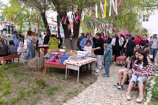 Выступление оркестра "Ретро"